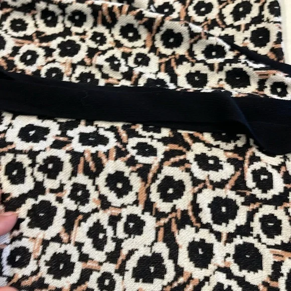 0107 Vintage DVF Leopard Print Wrap Dress SZ - Medium. Diane Von Furstenberg - Picture 8 of 10